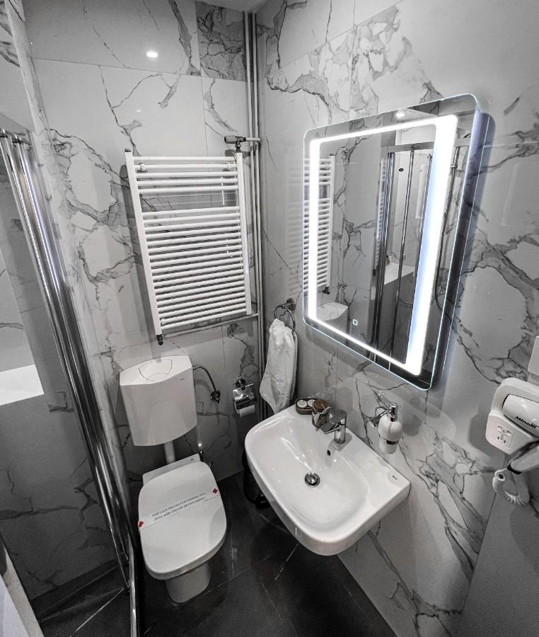 Hotel Laktaši Kültér fotó