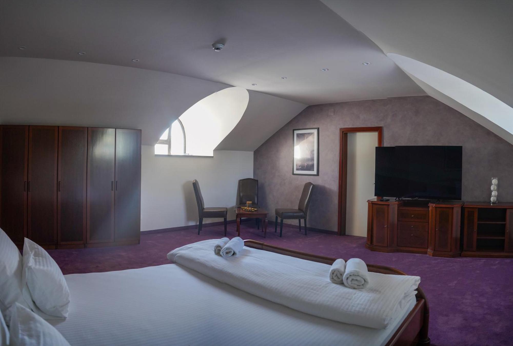 Hotel Laktaši Kültér fotó