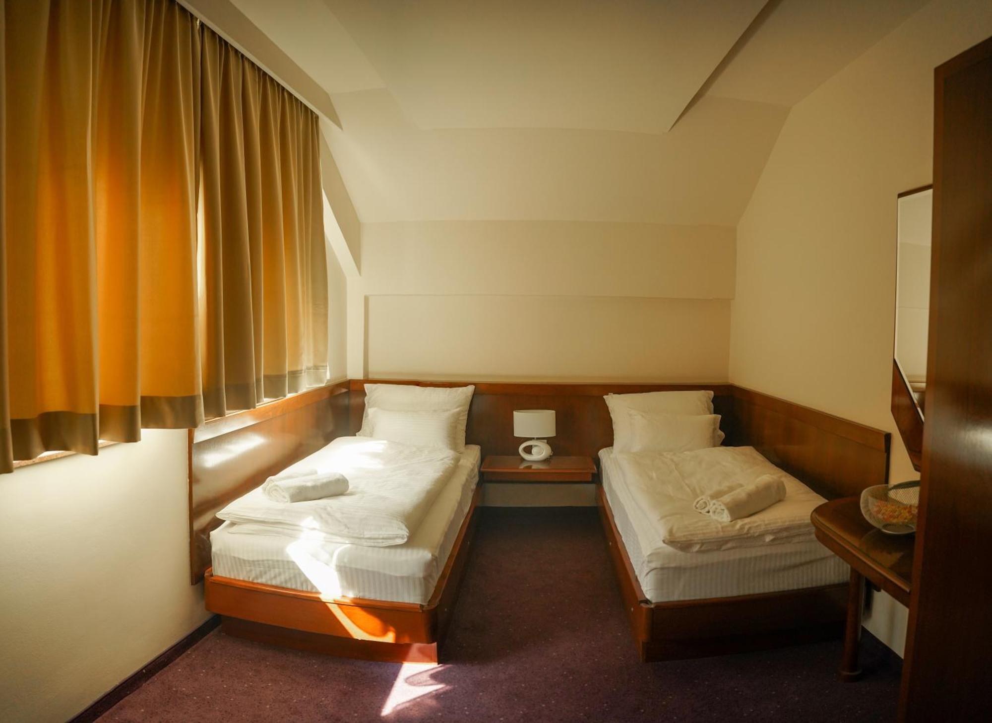 Hotel Laktaši Kültér fotó